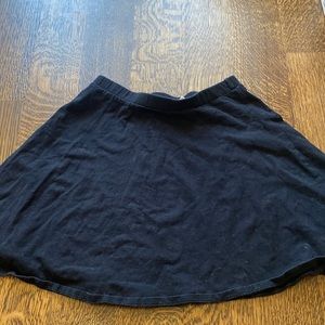 very cute black skirt small
